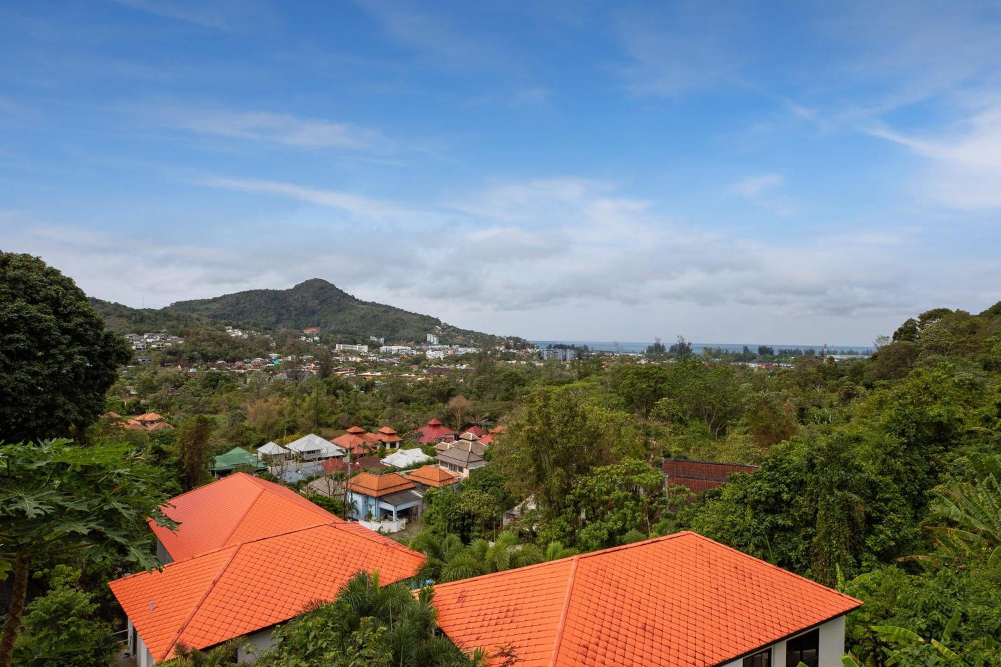 Baan Chom View Kamala - SHA Plus Bagian luar foto