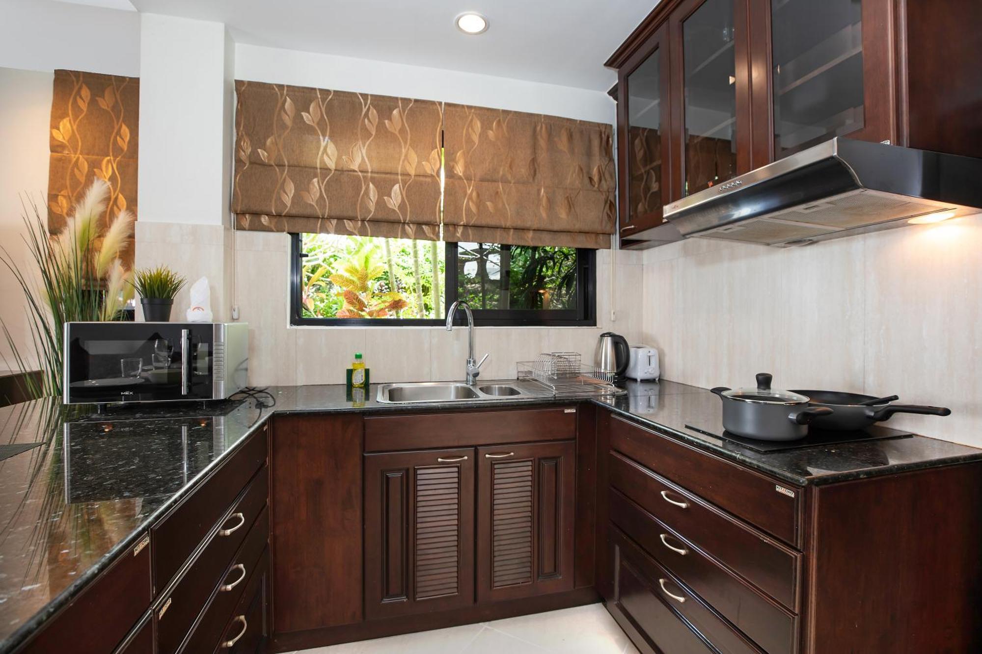 Baan Chom View Kamala - SHA Plus Bagian luar foto